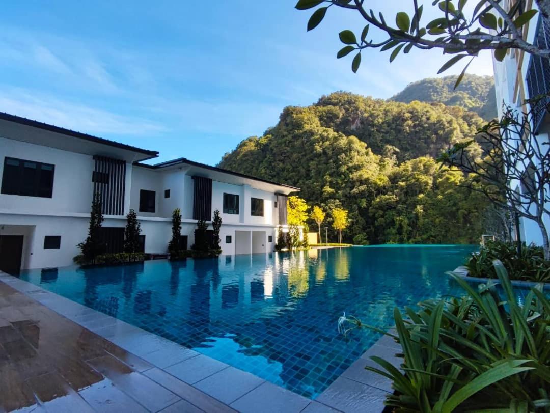 Hotspring 2 Premium 1510 Sunway Onsen Theme Park View, 5pax Pangsapuri *